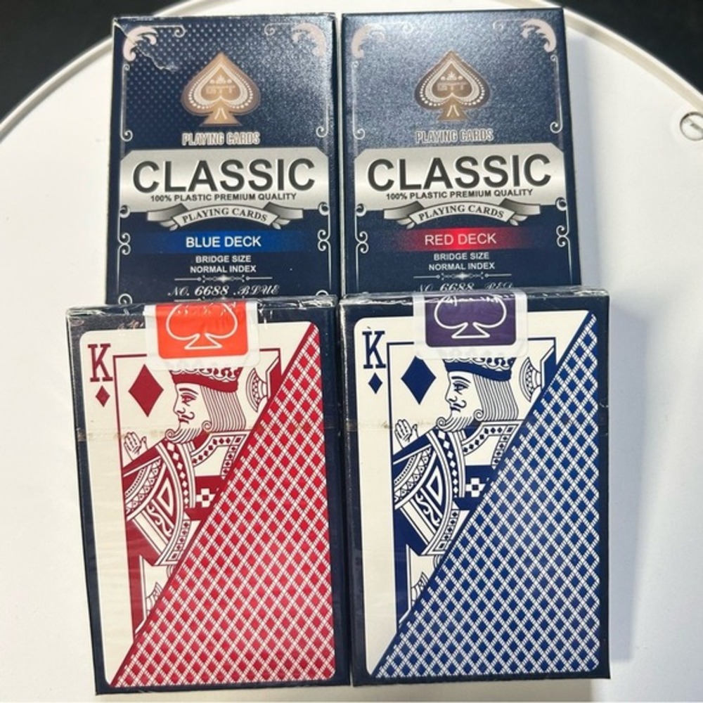 Lot of 4 bundle of Double Classic Plastic Playing Card‎ Set w/ Blue & Red Decks
